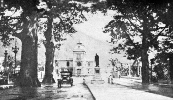 Paseo Bolivar 1925